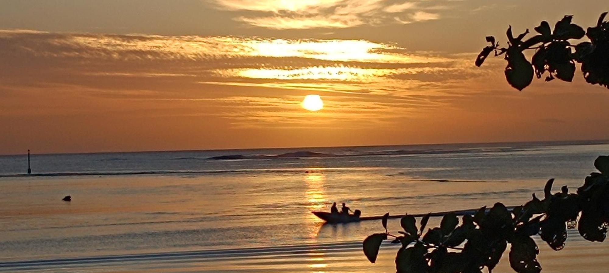 Hava'E Lodge Teahupoo Buitenkant foto