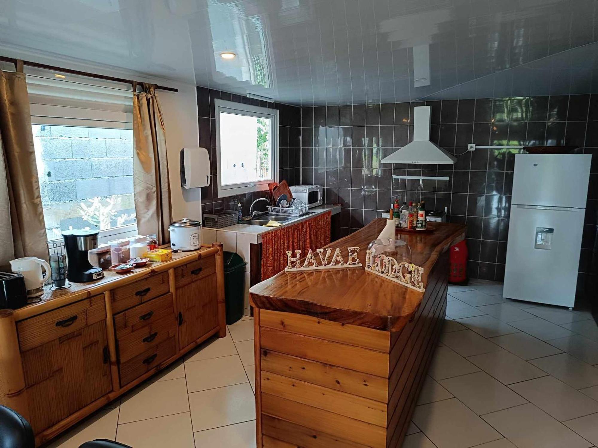 Hava'E Lodge Teahupoo Buitenkant foto
